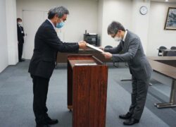 学位取得のお知らせ
